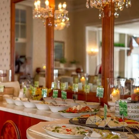 Seetelhotel Esplanade Mit Aurora 4*